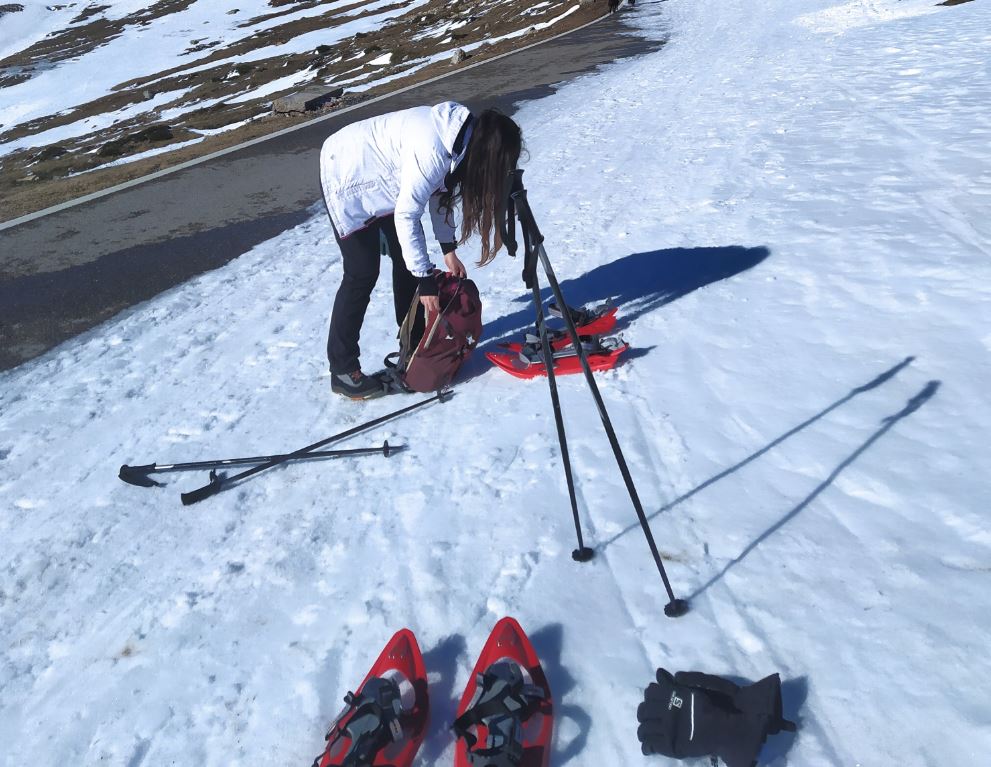 ᐅ Cómo usar las raquetas de nieve - PEAKSLOVERS